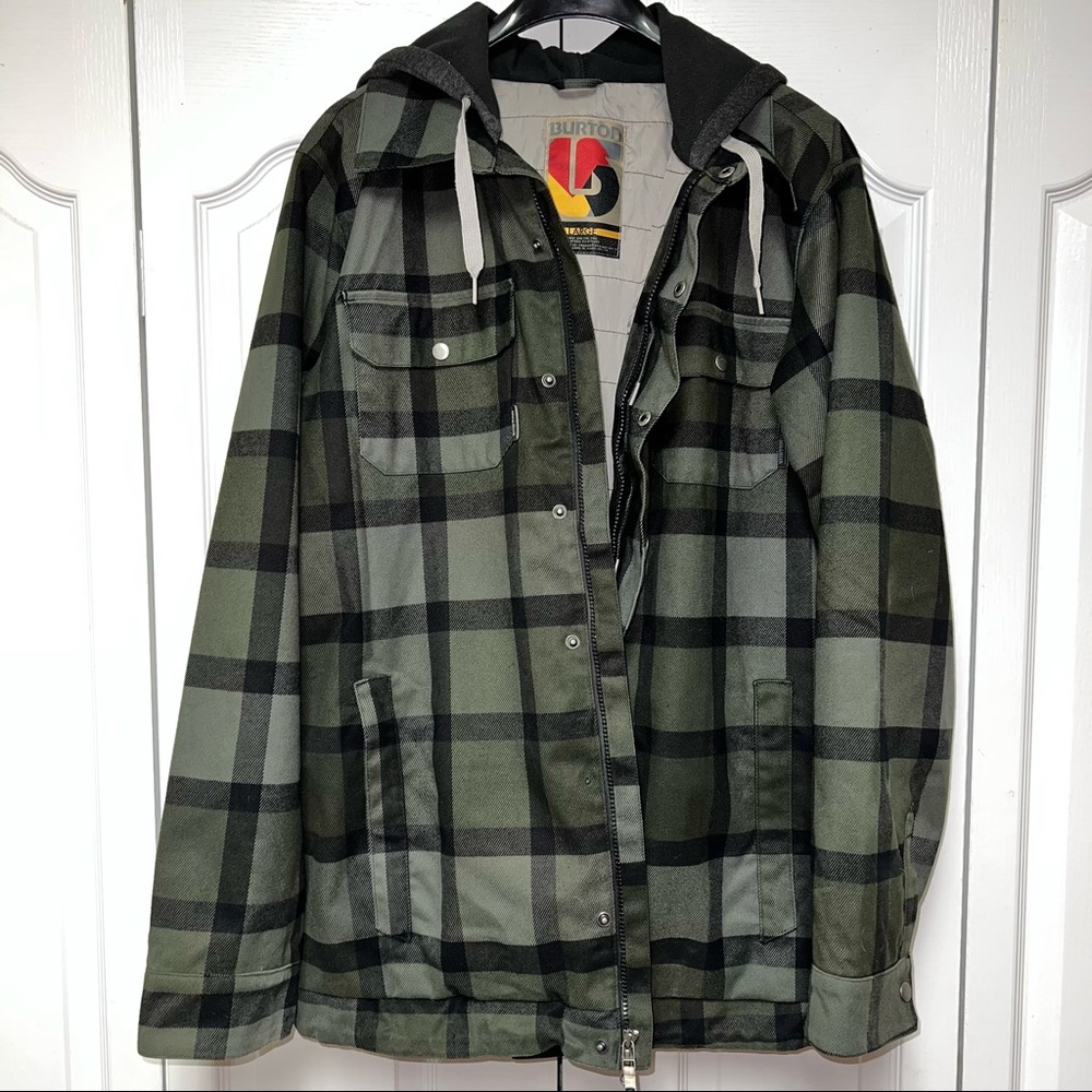 COPY - Burton snowboarding jacket